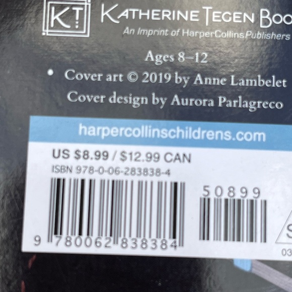 TWO PAPERBACK BOOKS - Picture 4 of 7